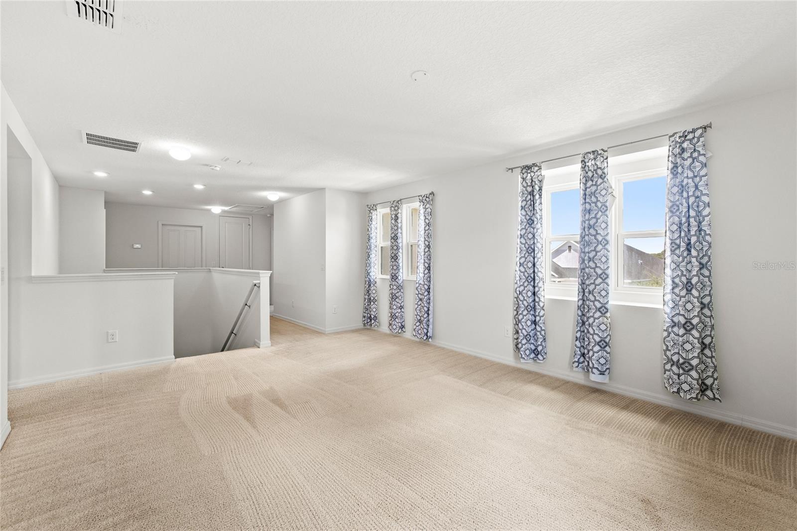 SAWGRASS POINTE PH 1 - Residential