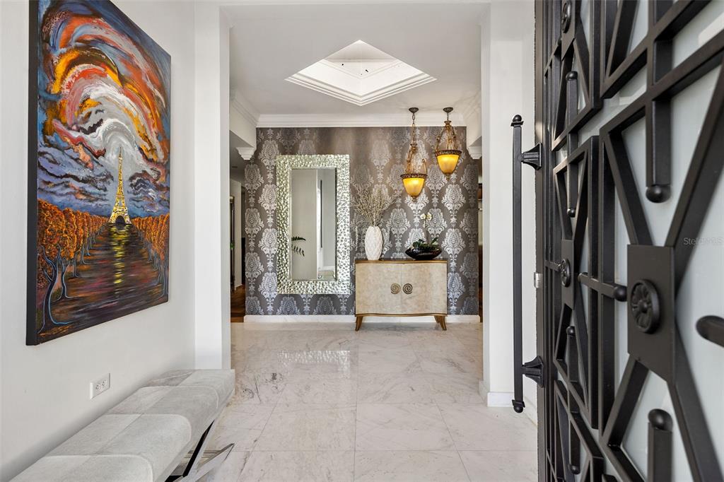 PASEO LAS PALMAS - Residential