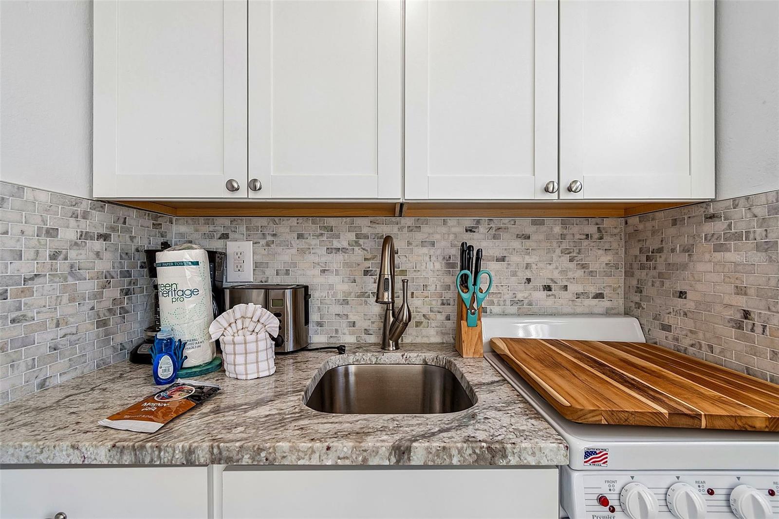 TROPIC TERRACE APT - Residential
