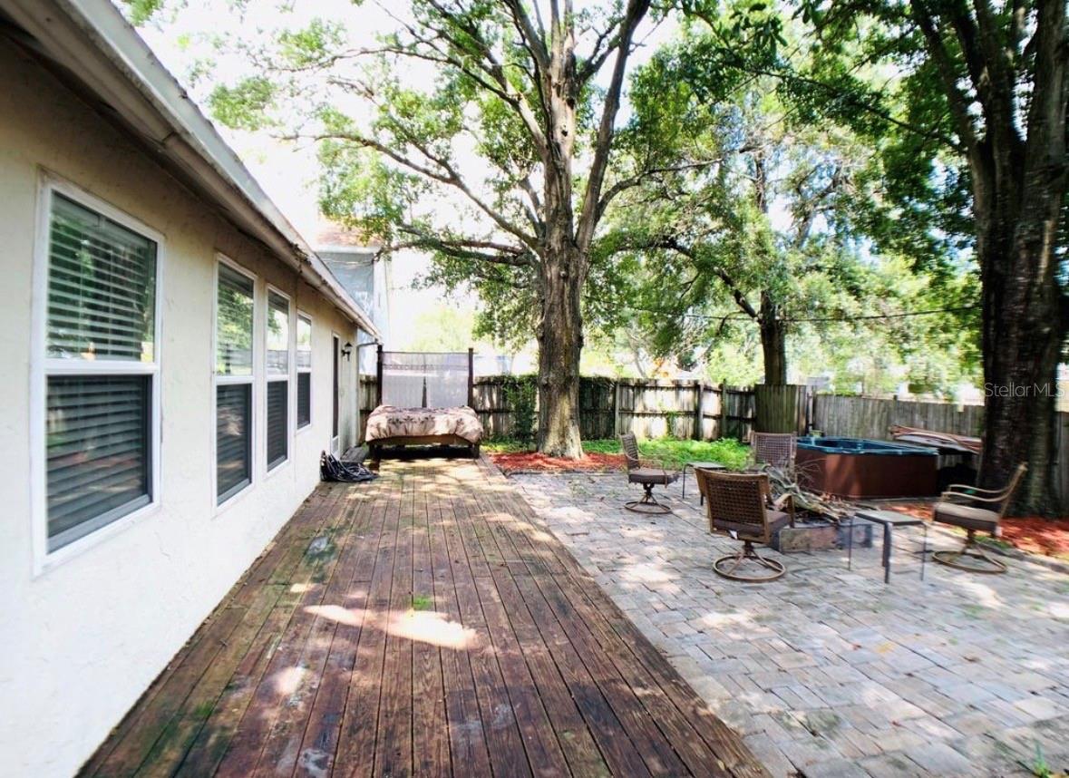 SUMMERBROOKE - Residential