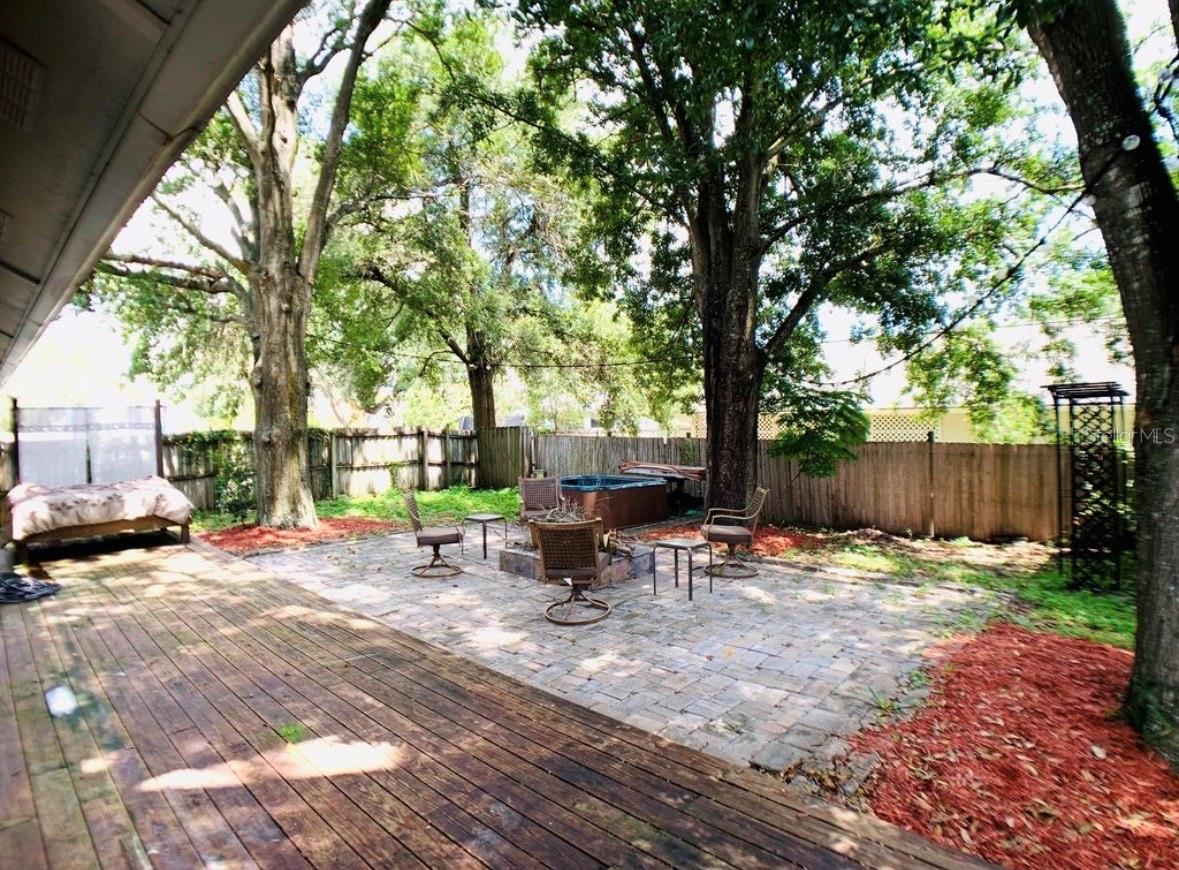 SUMMERBROOKE - Residential