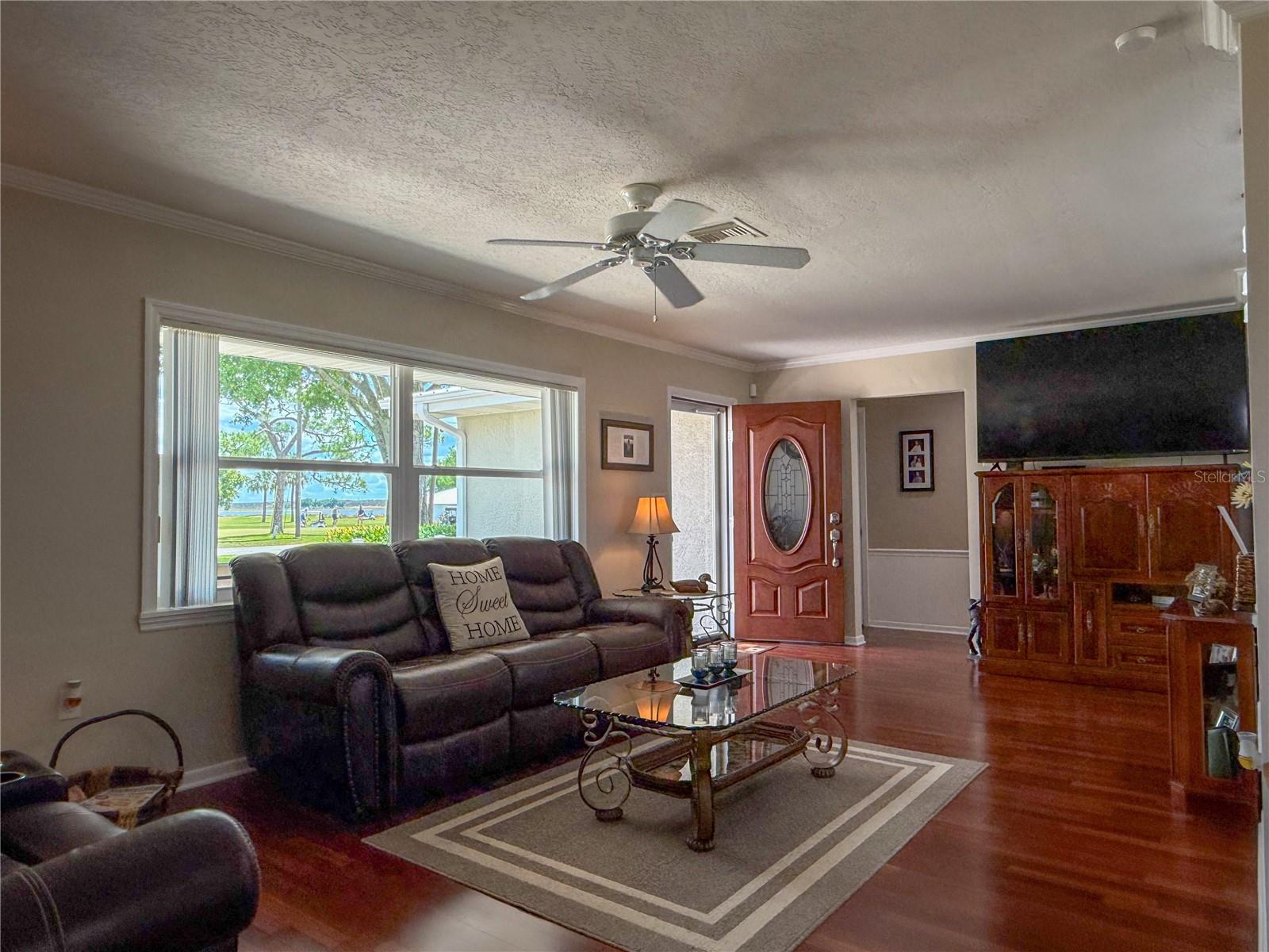 AVON LAKES SUB - Residential