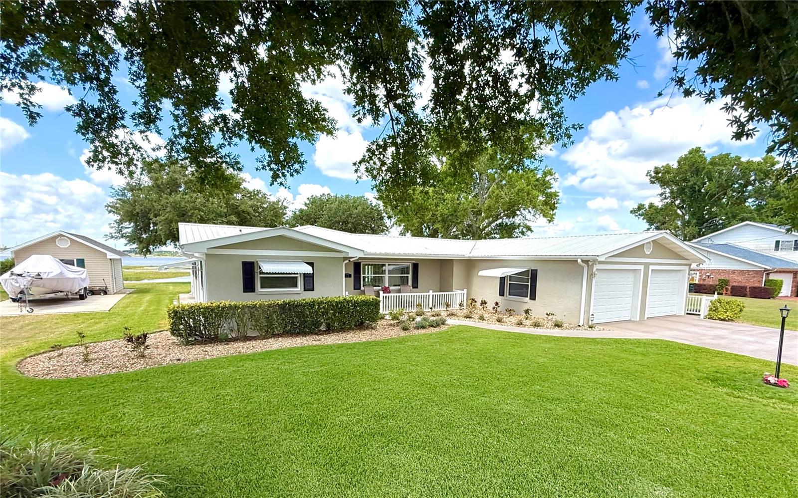 AVON LAKES SUB - Residential
