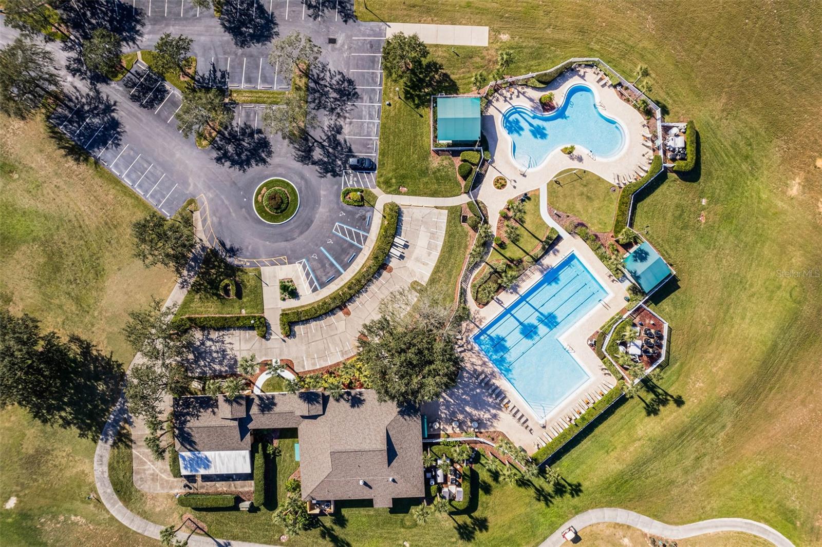 SOUTH HAMPTON AT KINGS RIDGE - Residential