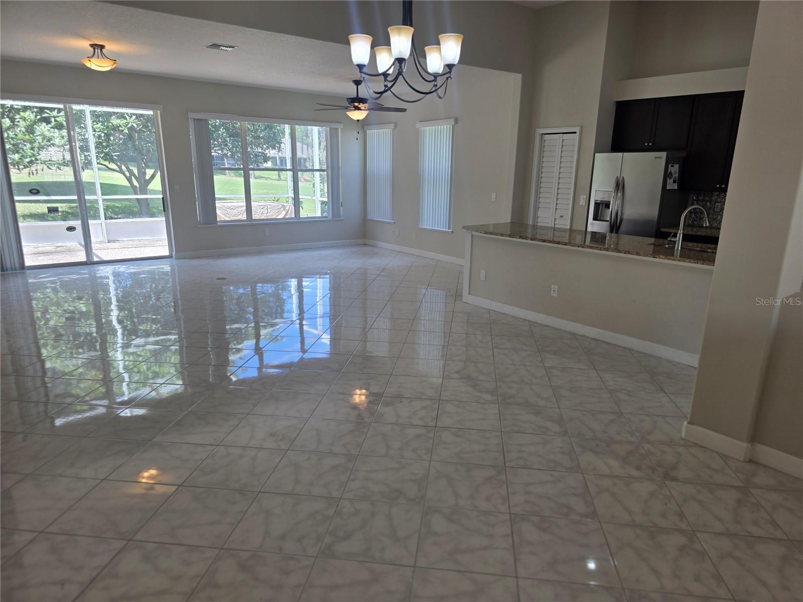 SOUTH HAMPTON AT KINGS RIDGE - Residential