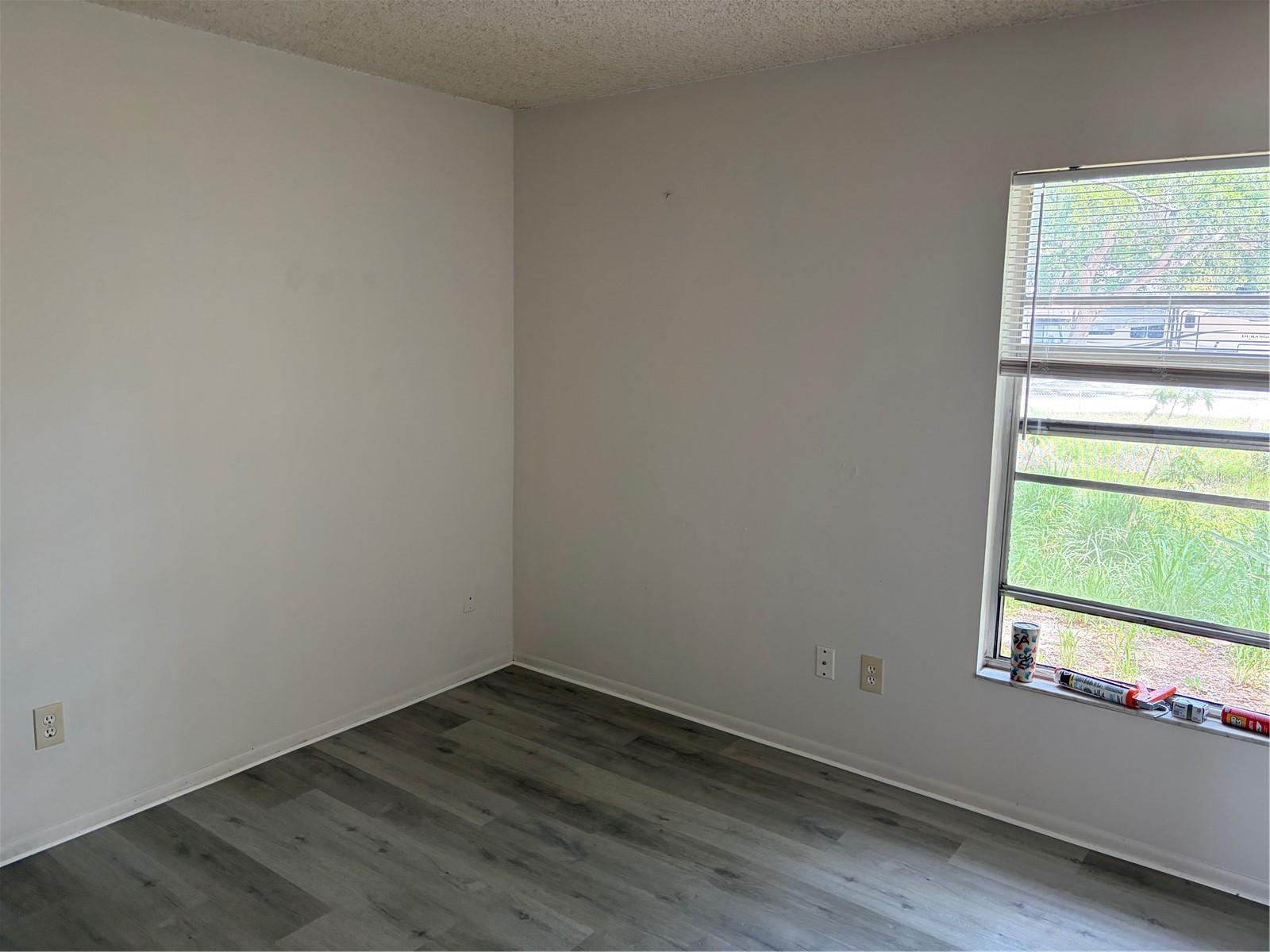 ACREAGE - Residential Lease