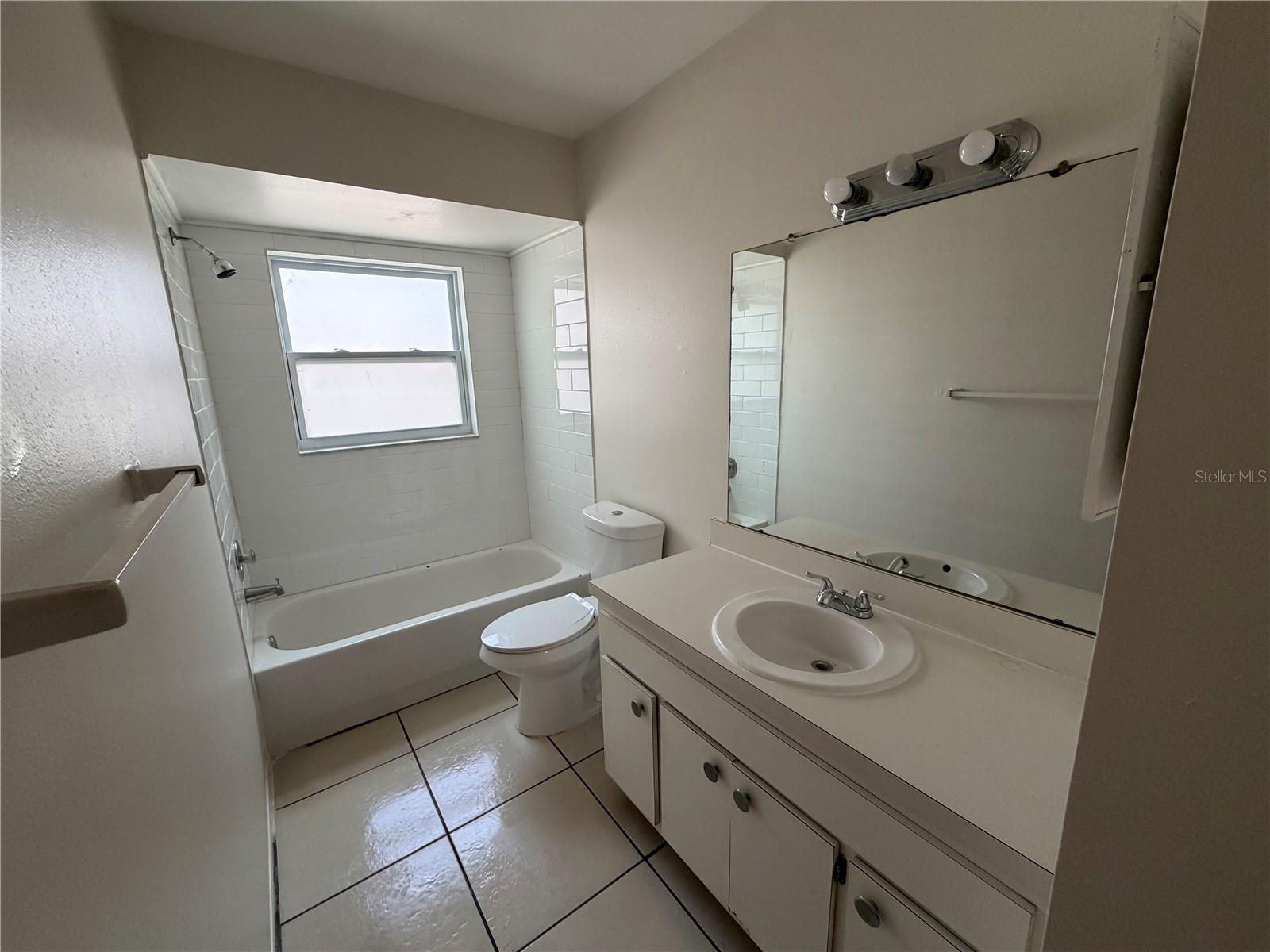 ACREAGE - Residential Lease