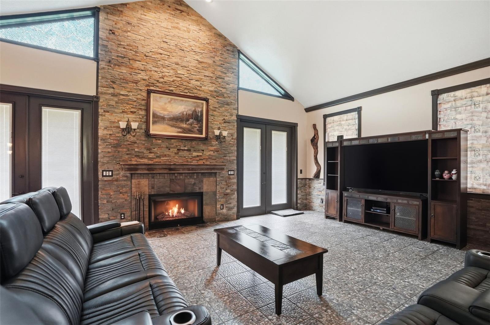 CEDAR FALLS PHASE I - Residential