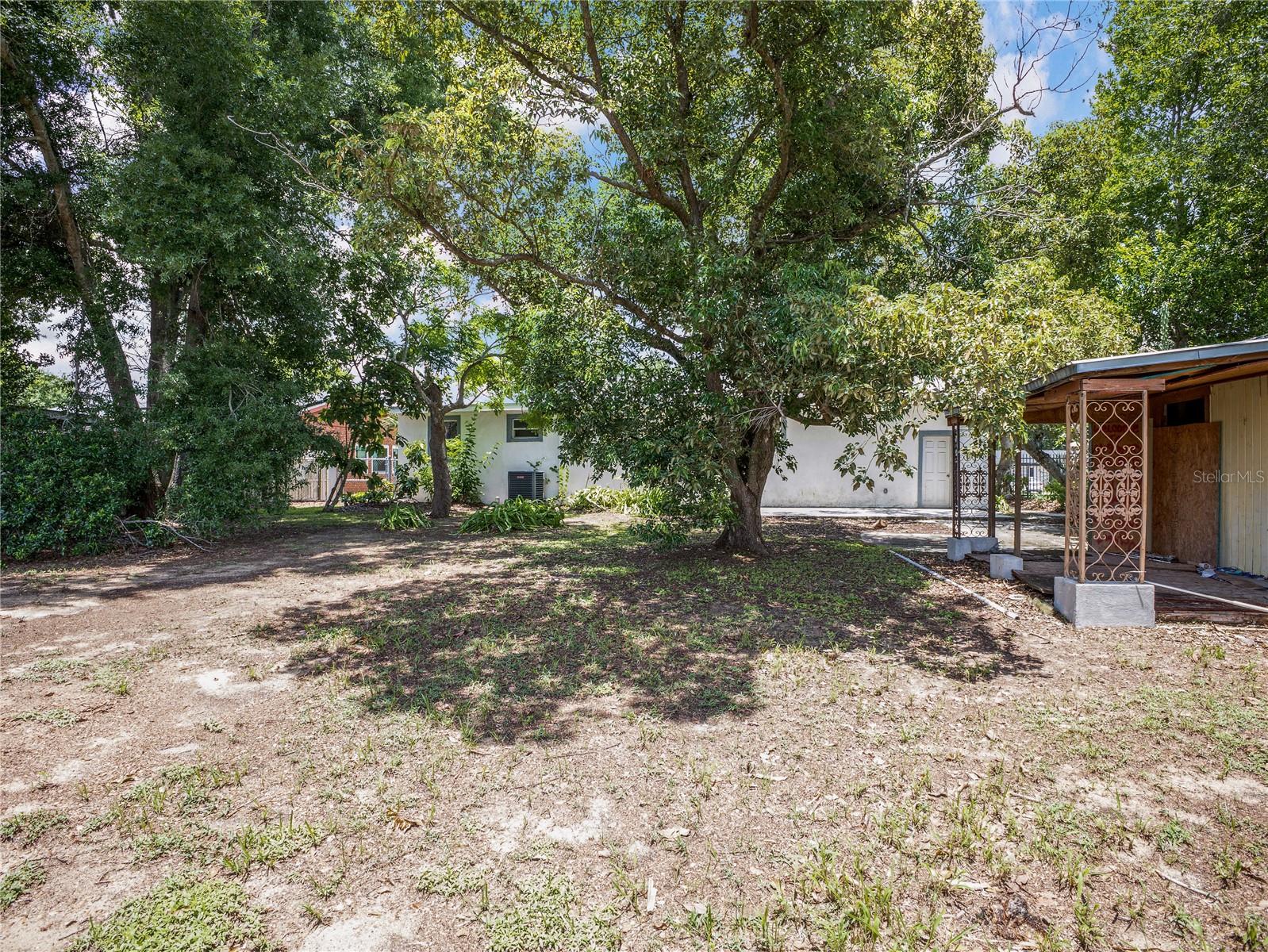 CIRCLE TERRACE - Residential