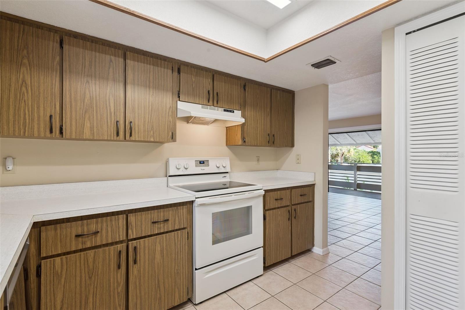 MONTGOMERY WOODS CONDO - Residential