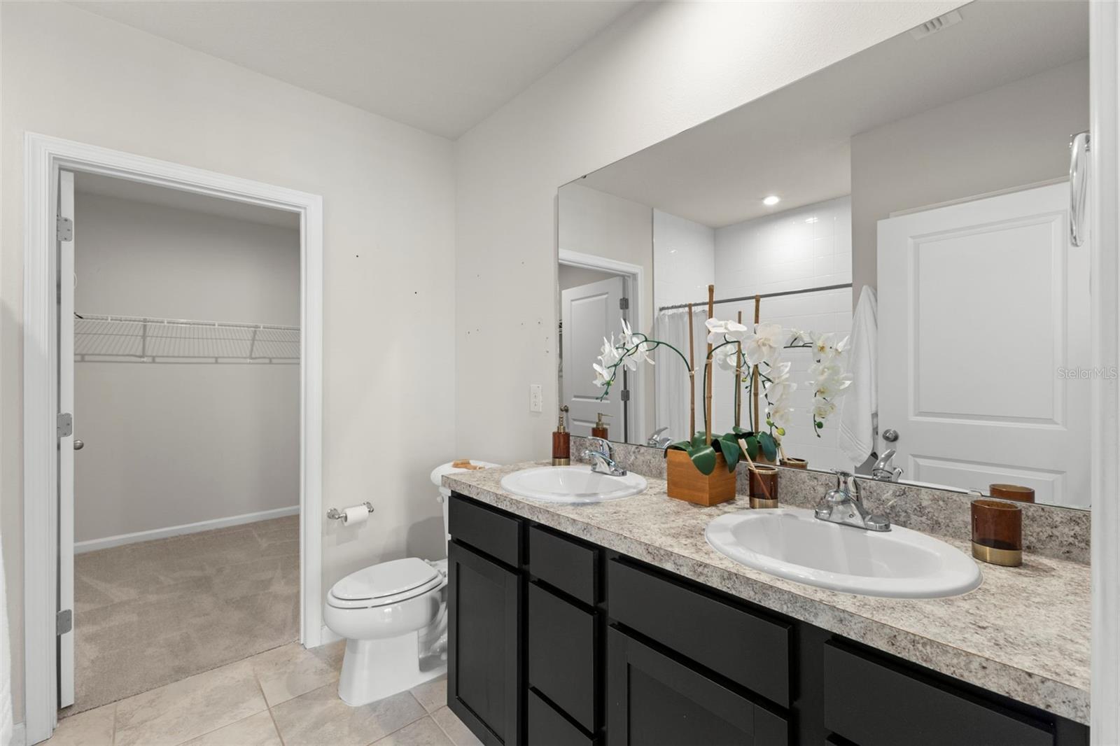 ANCLOTE SQUARE - Residential