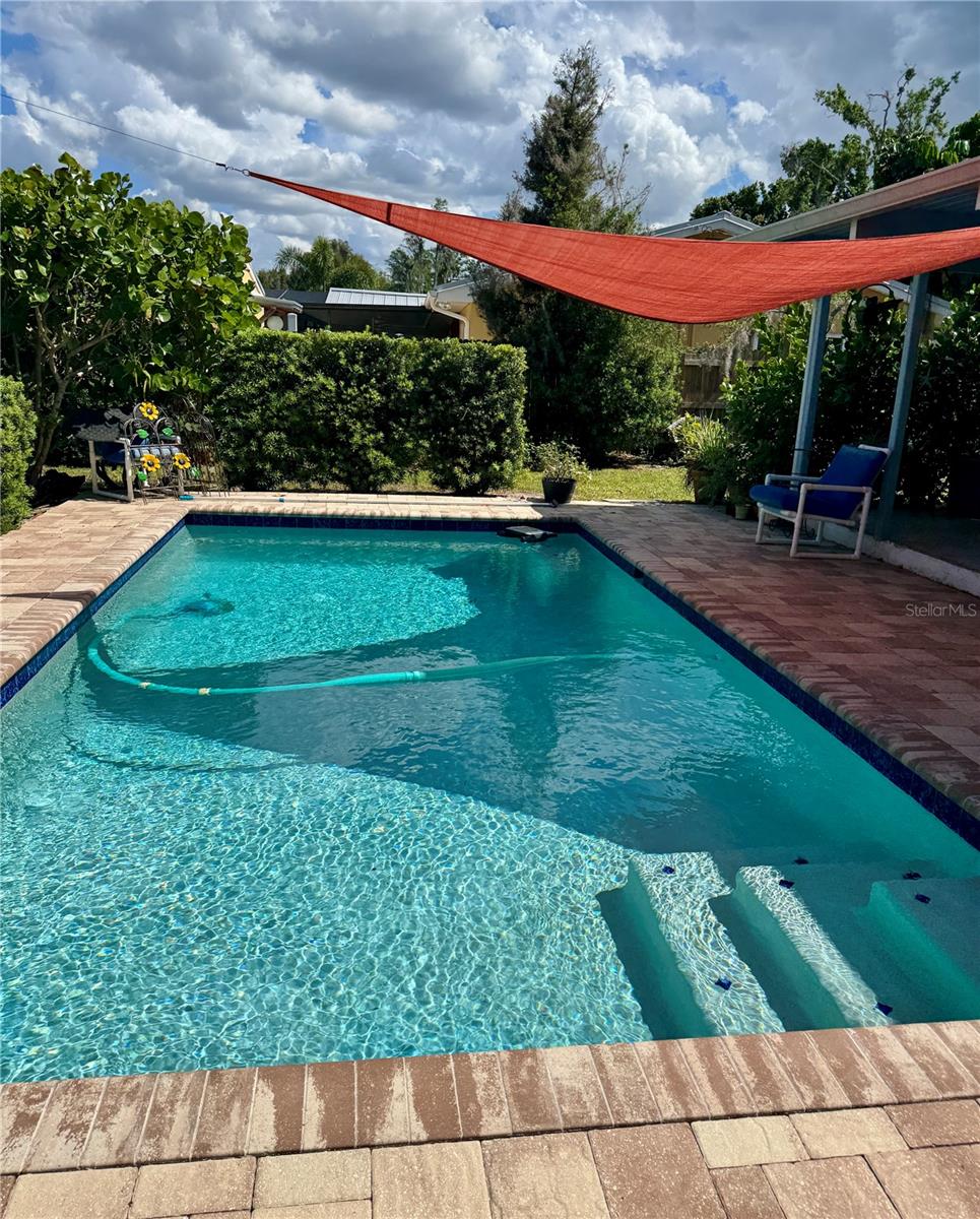 RAINBOW TERRACE - Residential