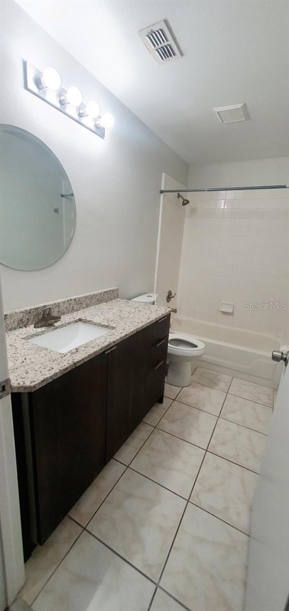 ISLAND COVE VILLAS PH 03 - Residential