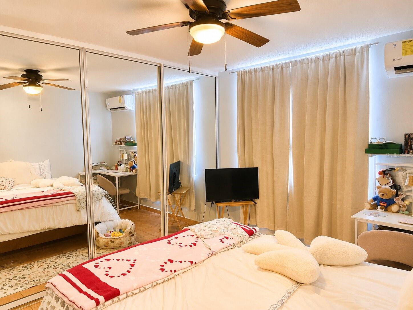 CASA DEL MAR II - Residential