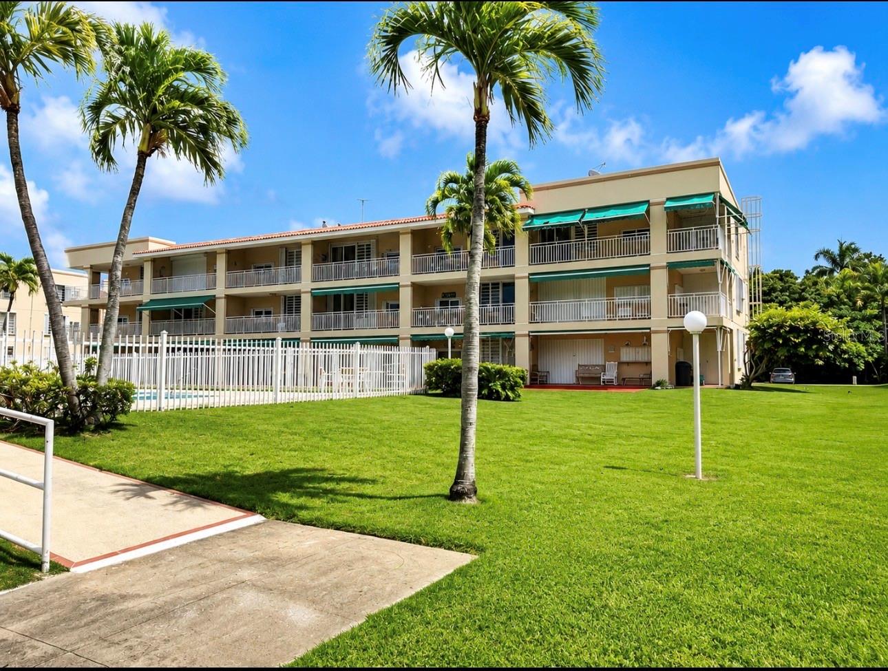 CASA DEL MAR II - Residential