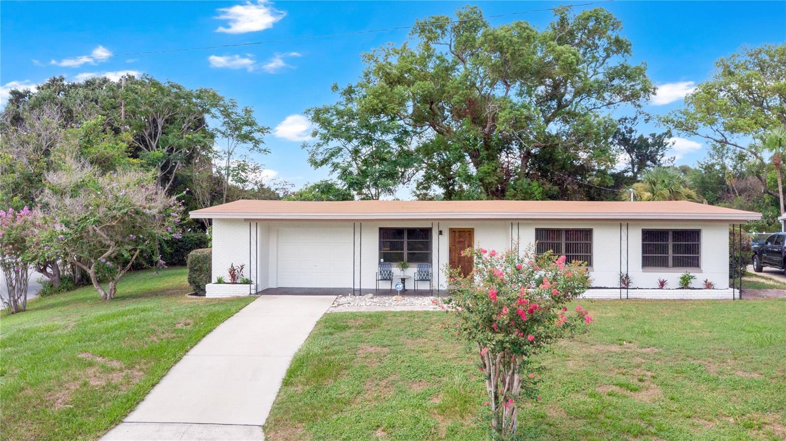 ROCKWOOD ESTATES - Residential