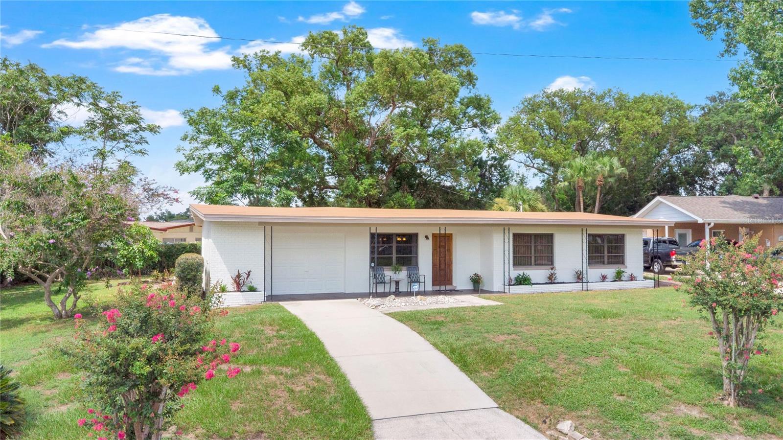 ROCKWOOD ESTATES - Residential