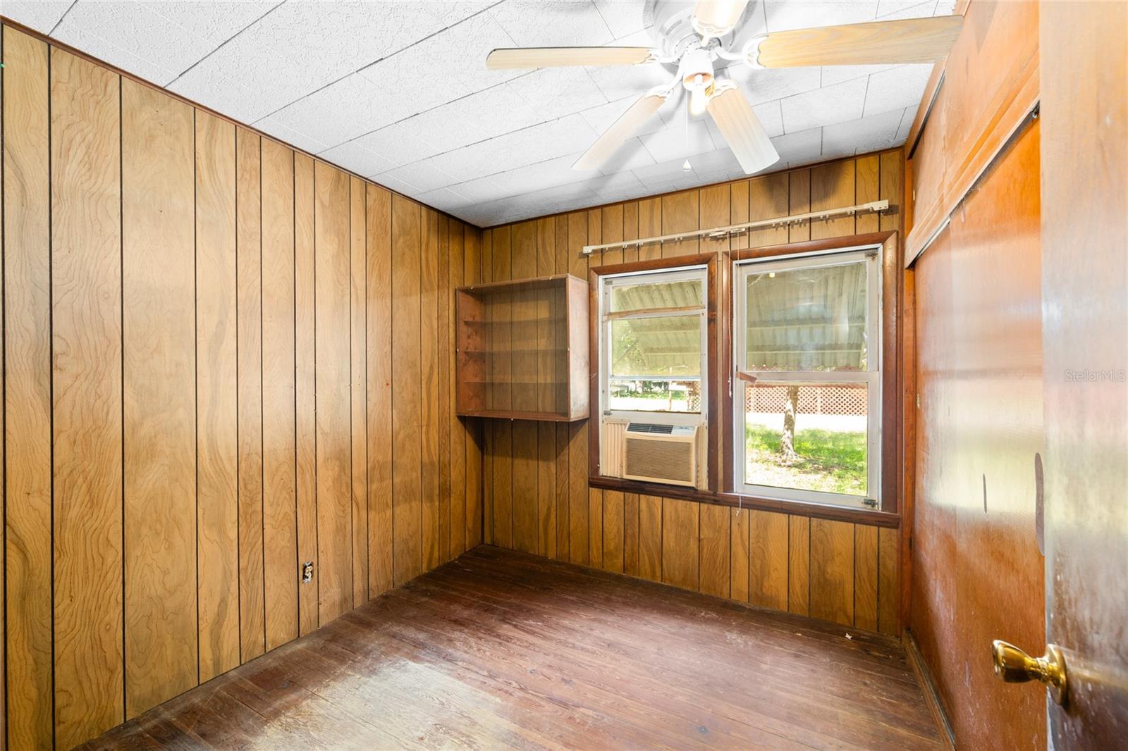 ACREAGE - Residential