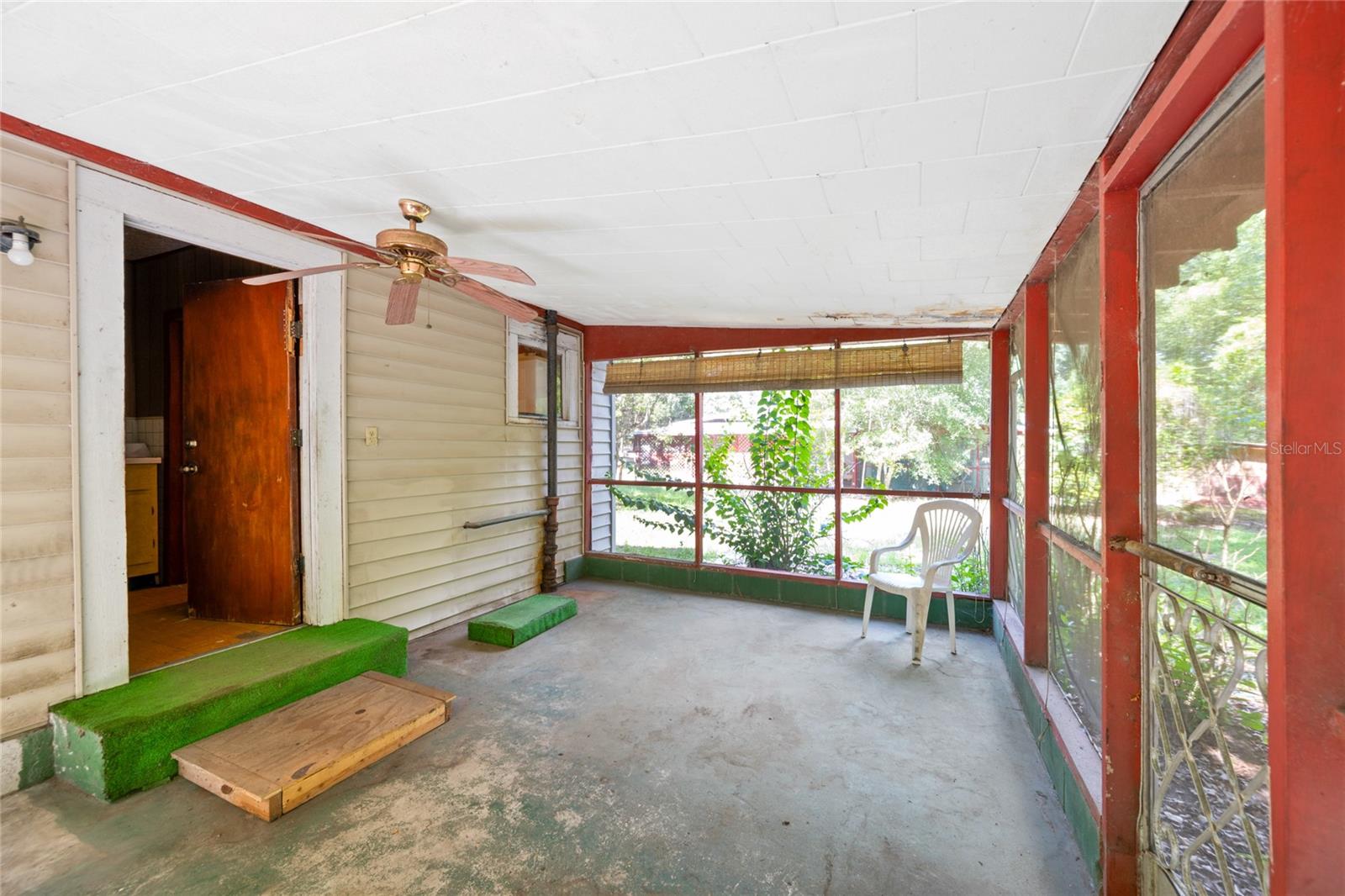 ACREAGE - Residential