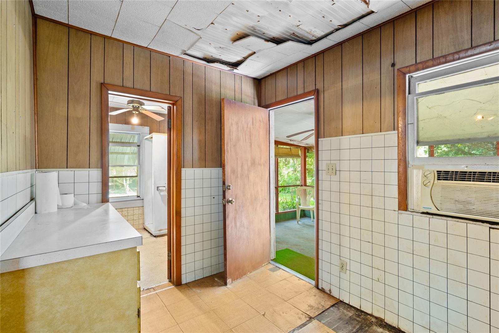 ACREAGE - Residential