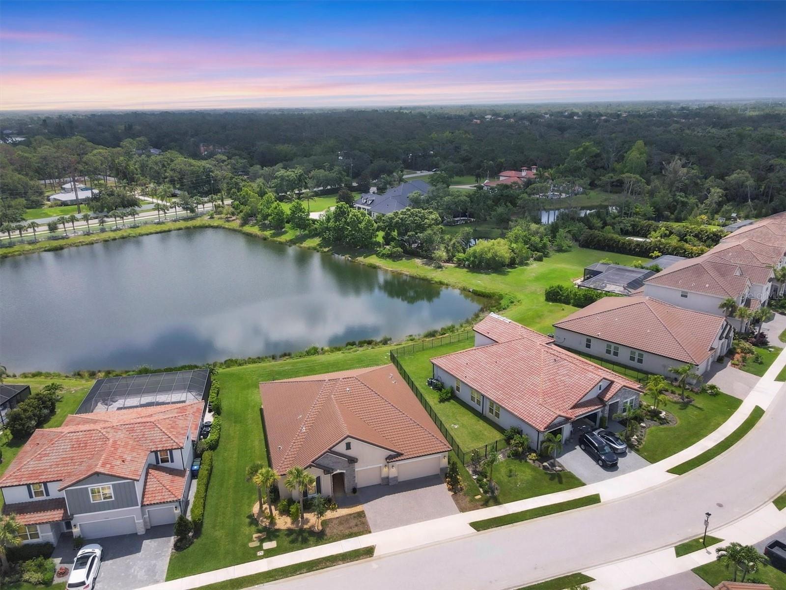 HERON LANDING - Residential