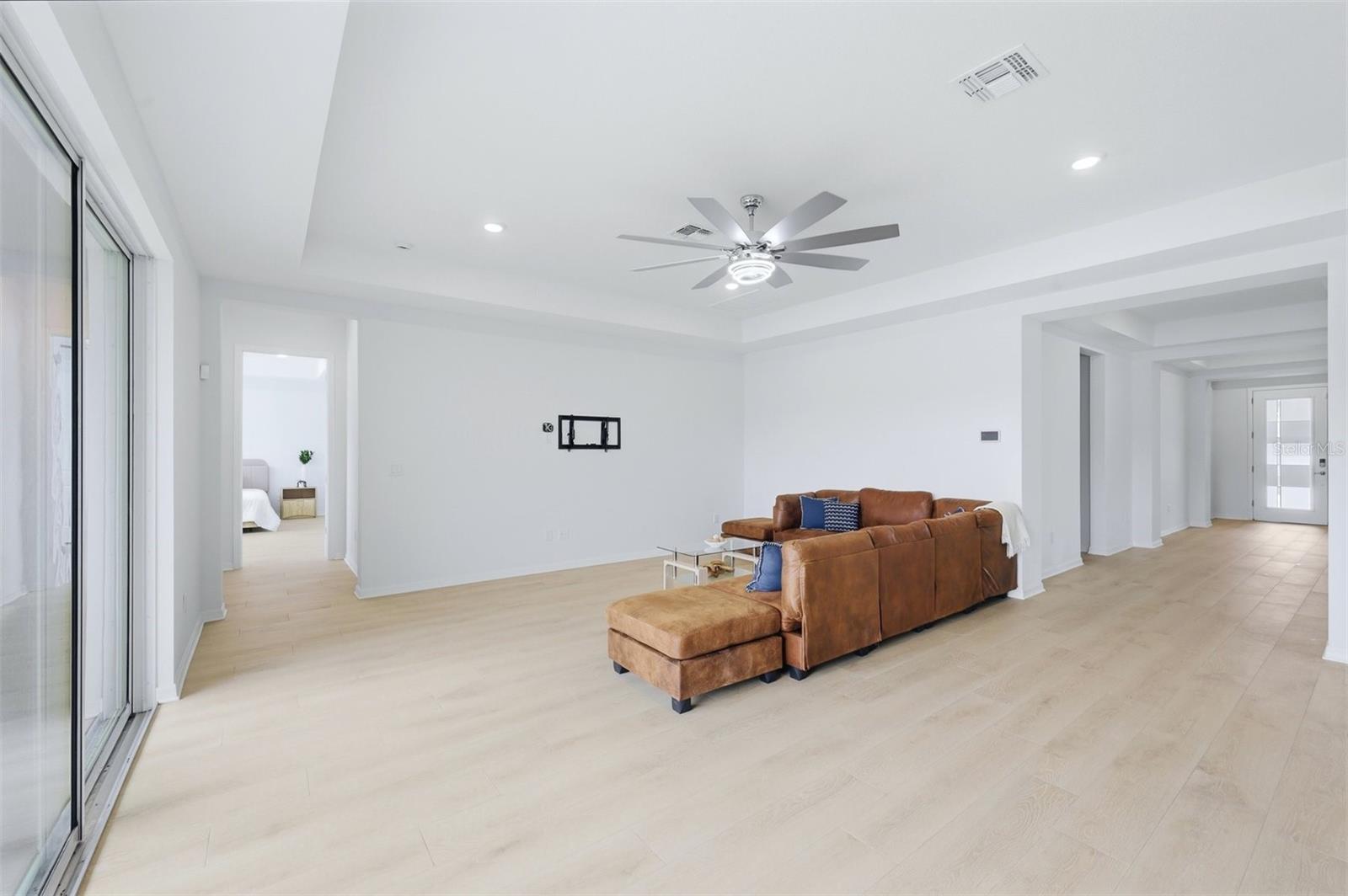 HERON LANDING - Residential