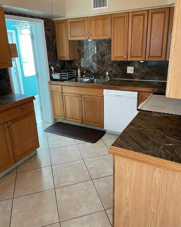 PASADENA PARK - Residential Lease