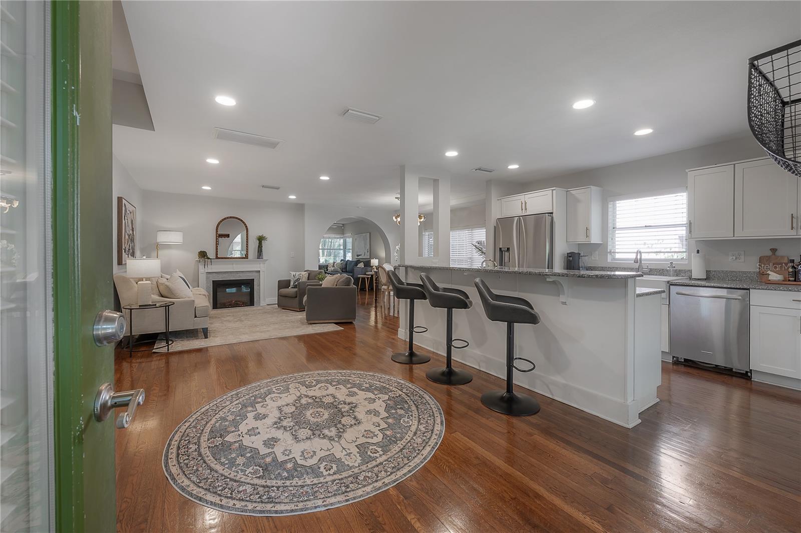 FOREST HILLS - Residential