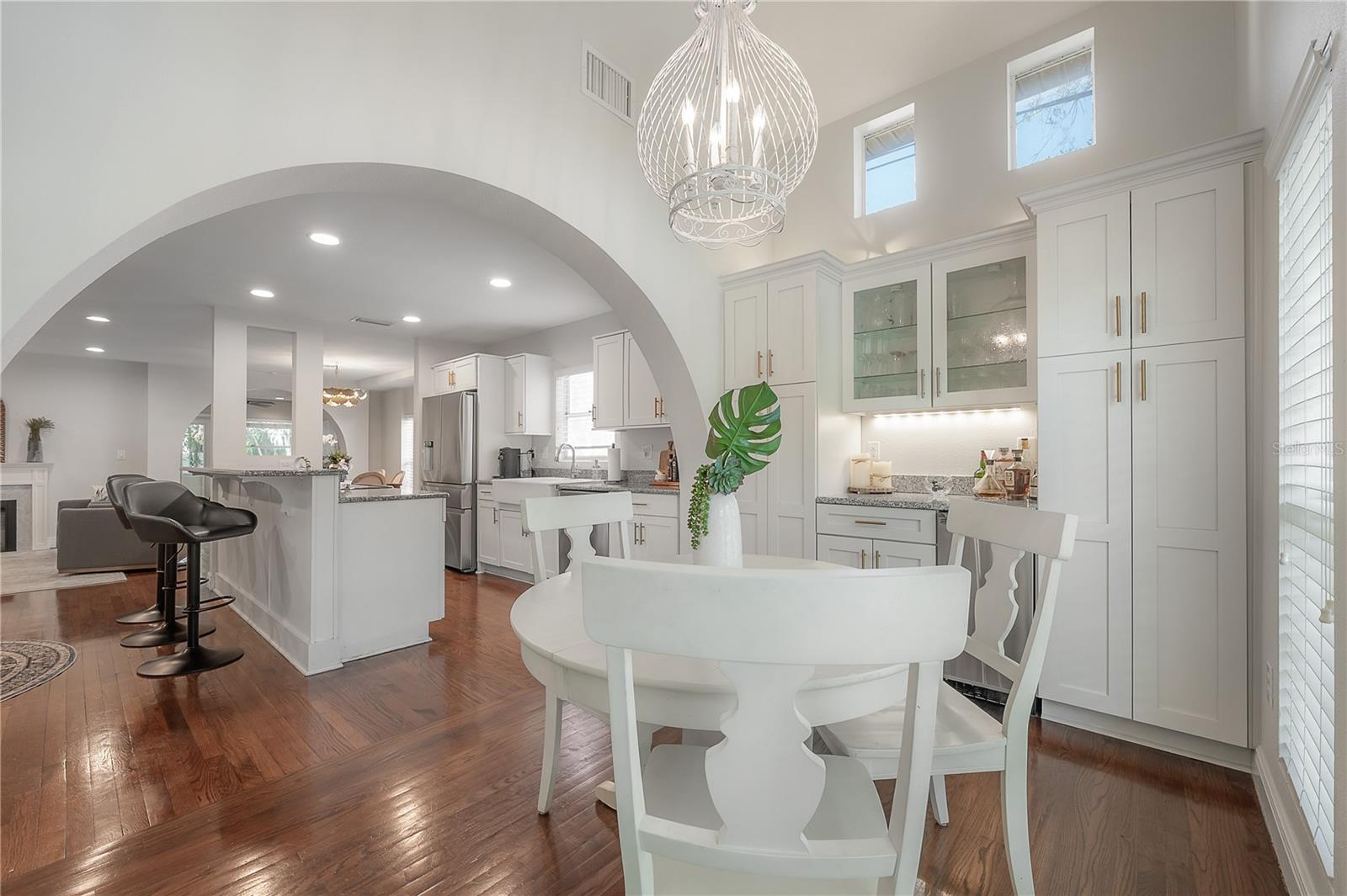 FOREST HILLS - Residential