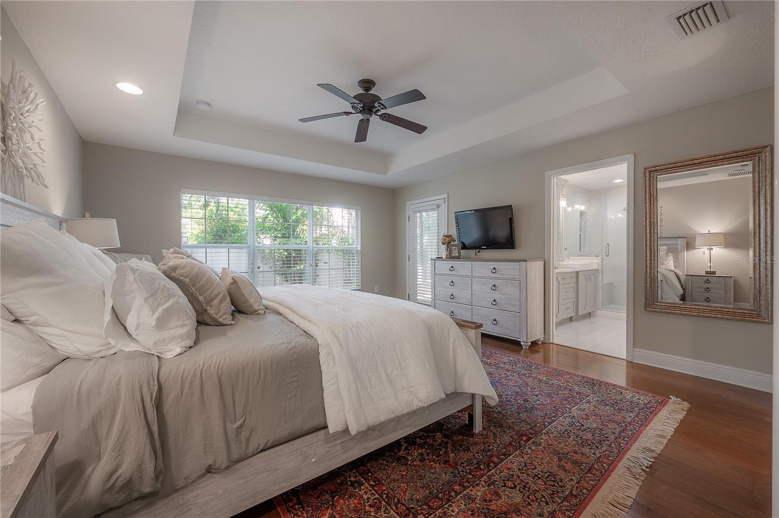 FOREST HILLS - Residential