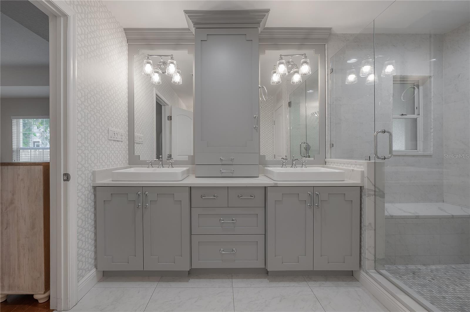 FOREST HILLS - Residential