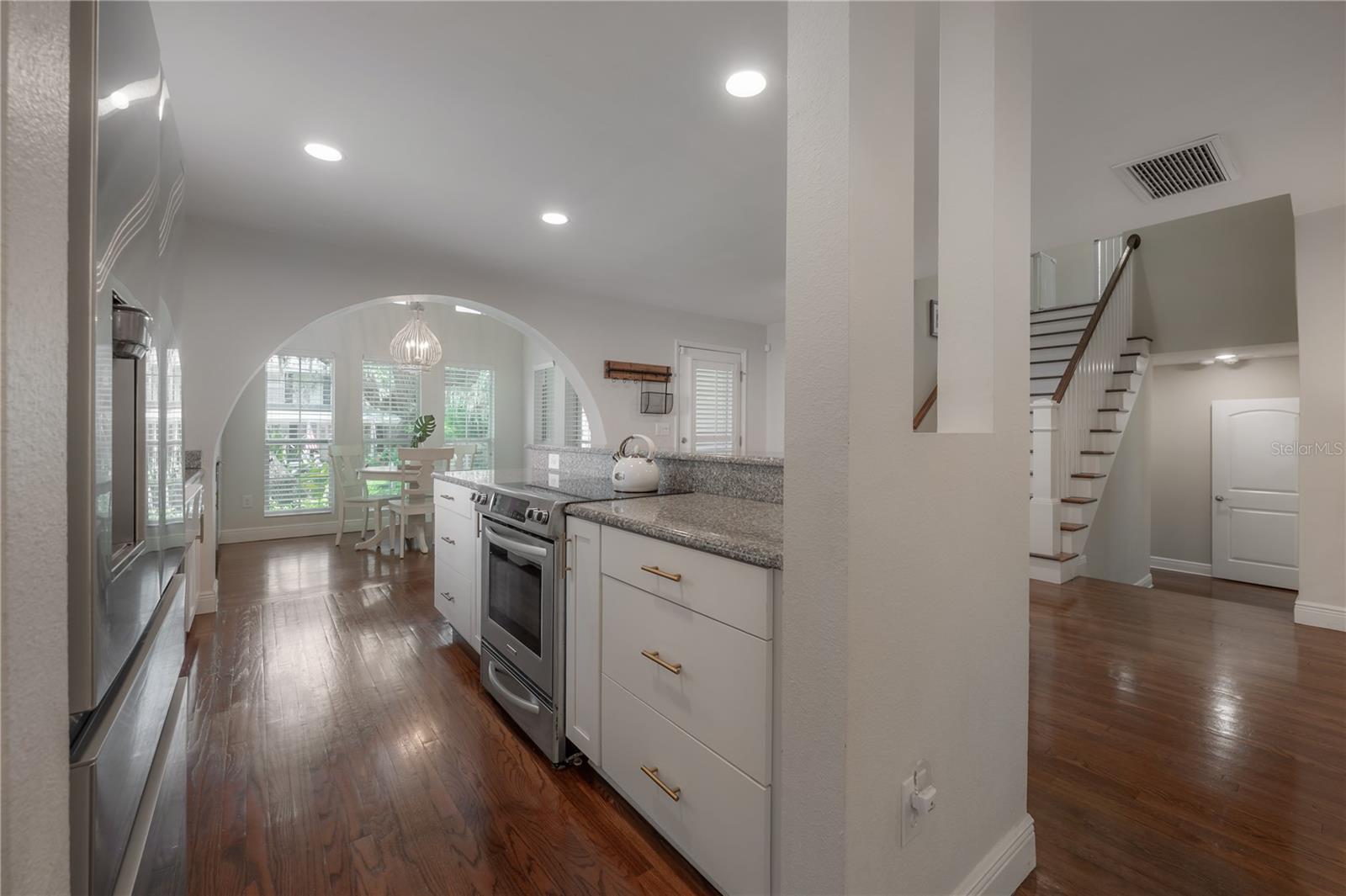 FOREST HILLS - Residential