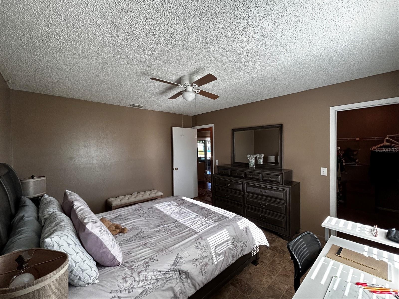 SILVER SPGS SHORES UN 28 - Residential