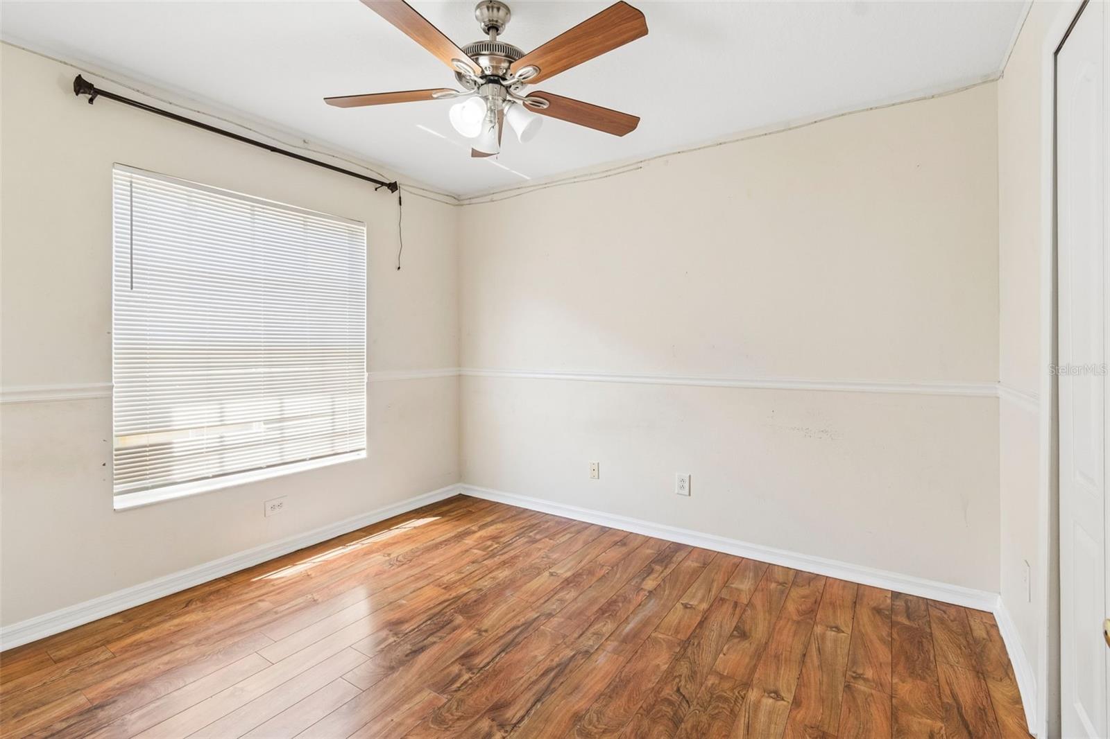 MEADOW POINTE - Residential