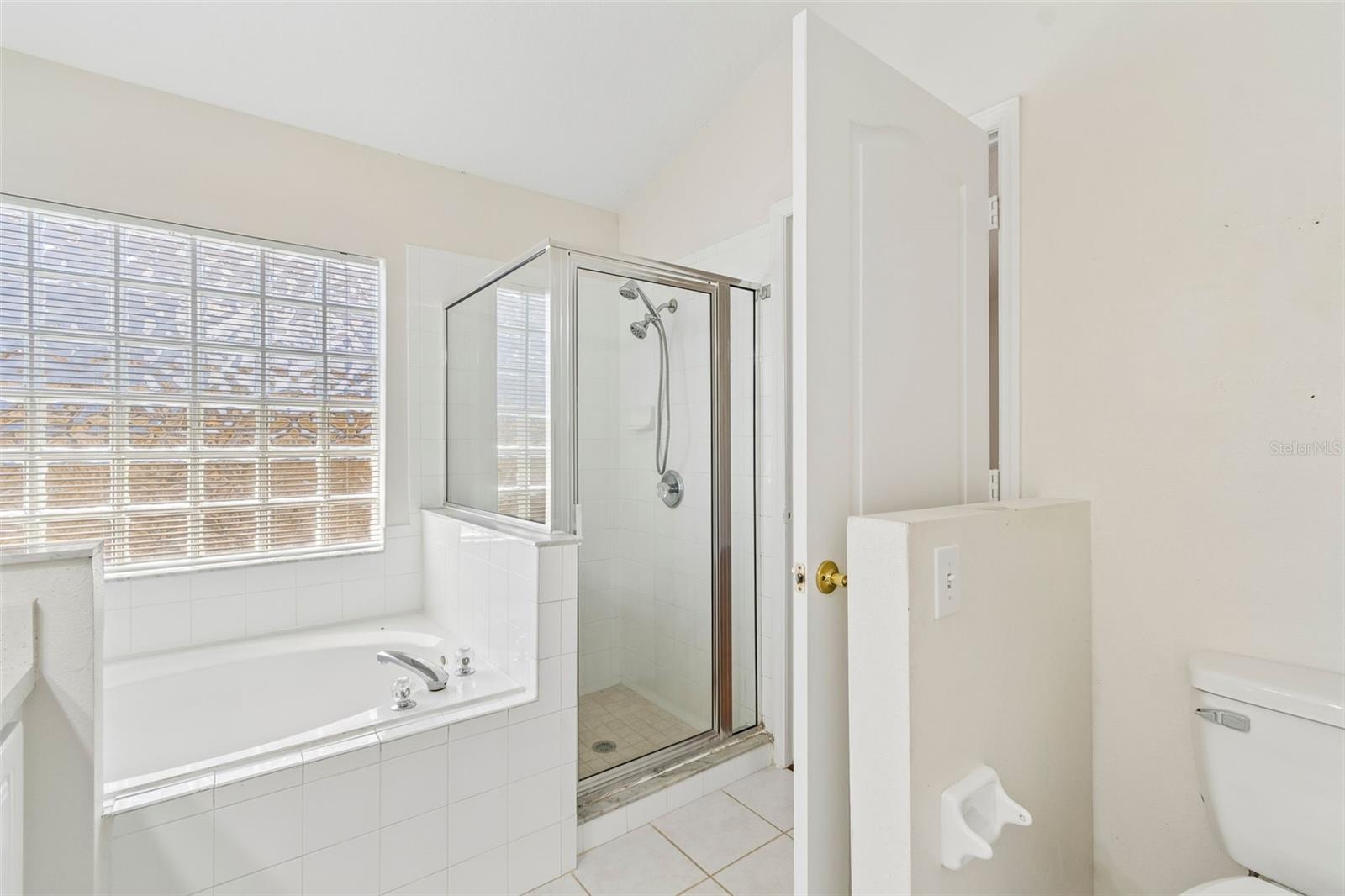 MEADOW POINTE - Residential