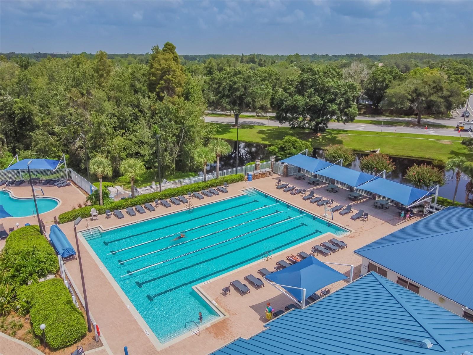 MEADOW POINTE - Residential