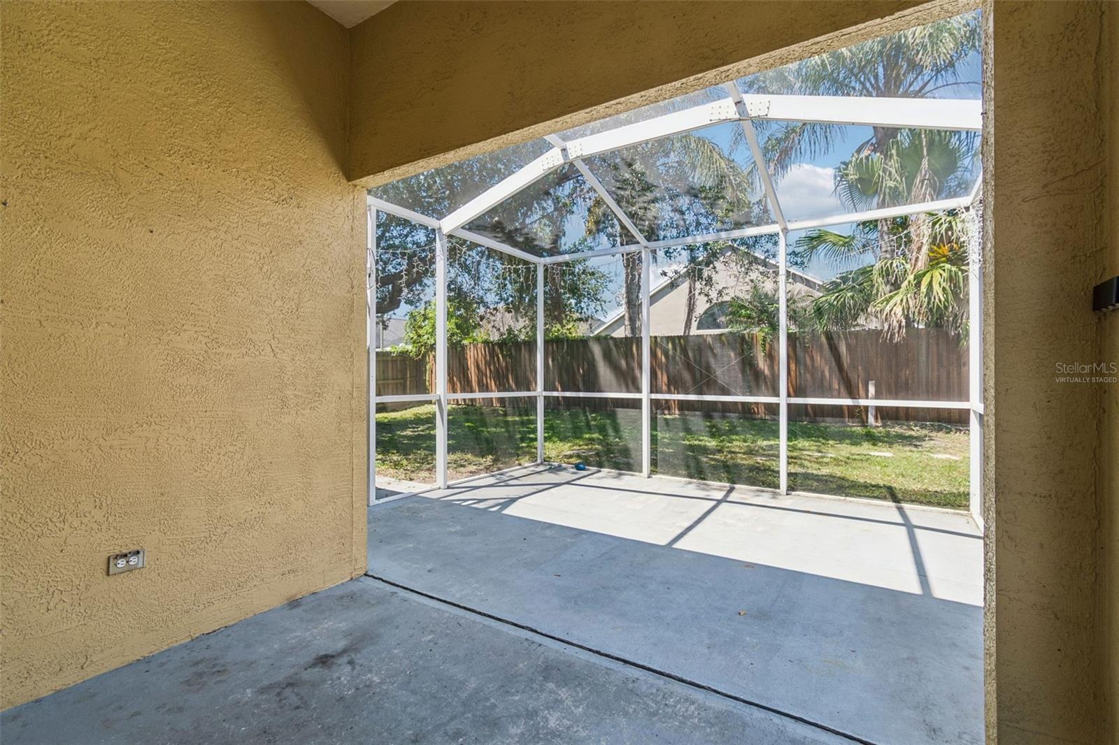 MEADOW POINTE - Residential