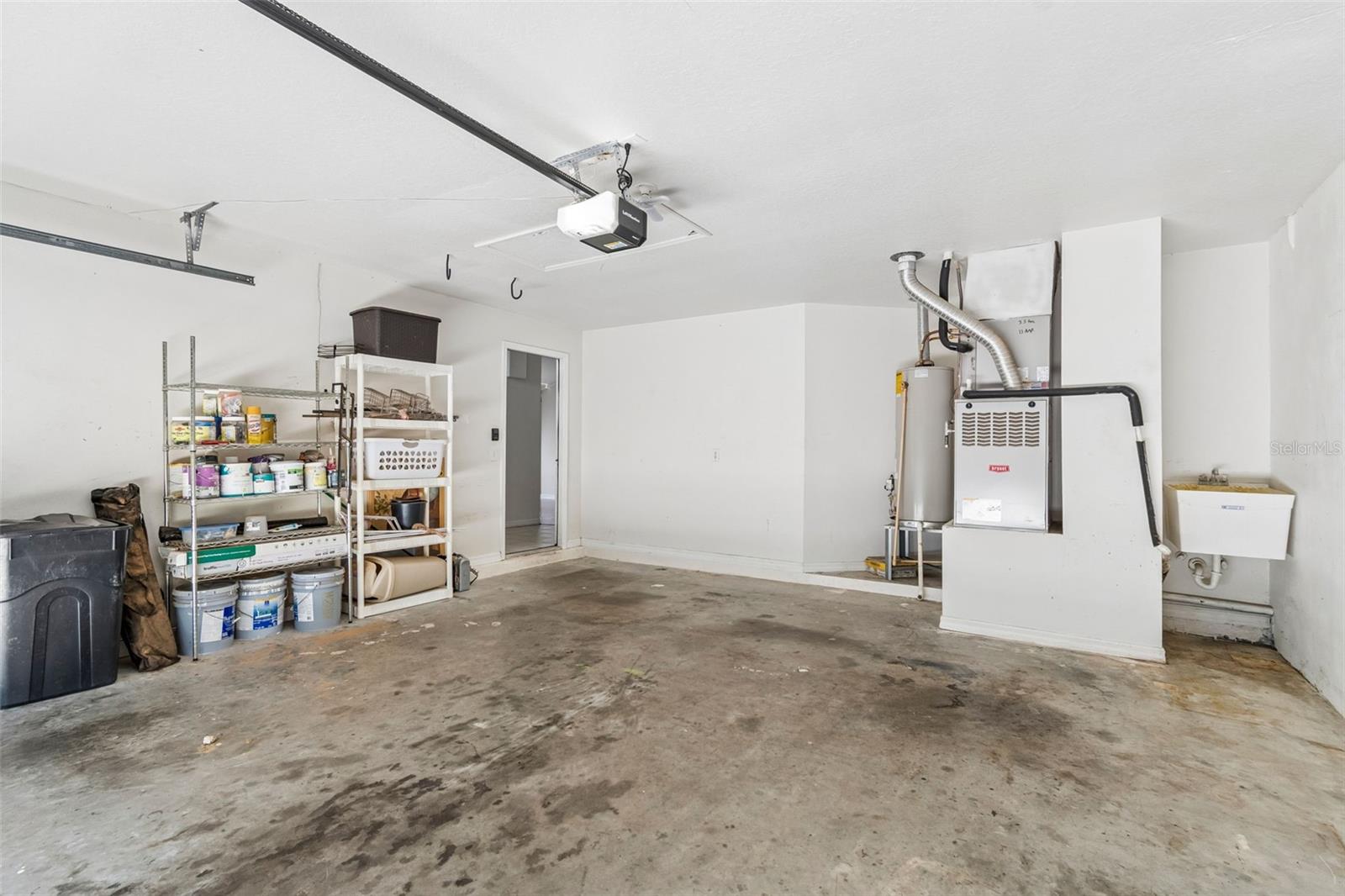 MEADOW POINTE - Residential