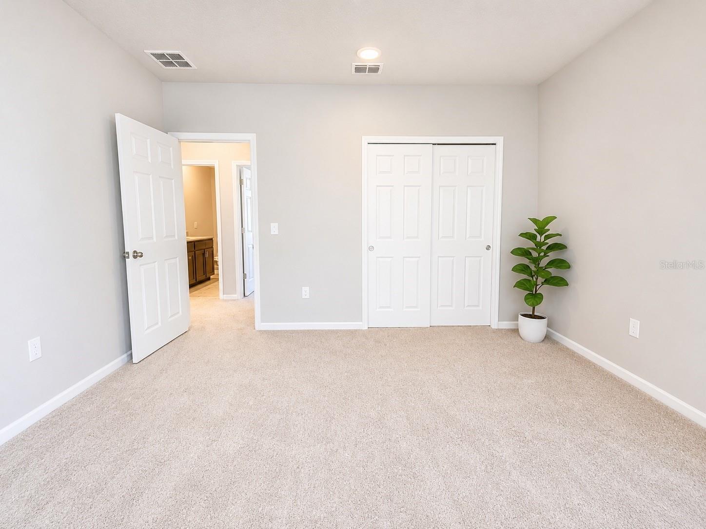 VILLAGES/MINNEOLA HILLS - Residential Lease