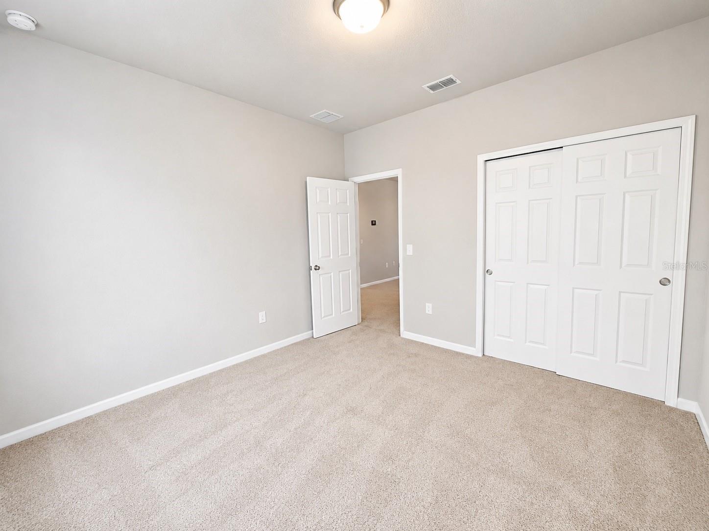 VILLAGES/MINNEOLA HILLS - Residential Lease