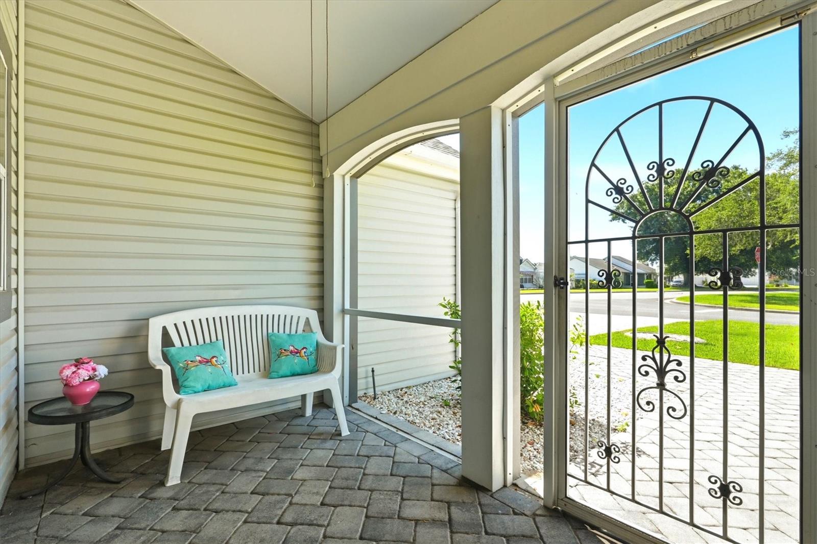 LADY LAKE ORANGE BLOSSOM GARDENS UNIT 14 - Residential