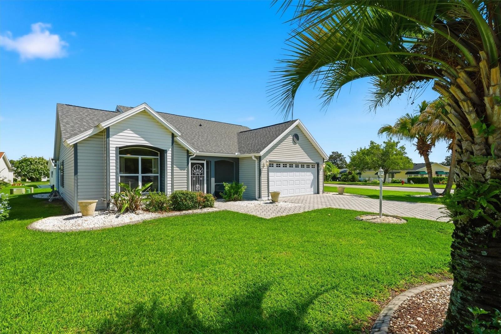LADY LAKE ORANGE BLOSSOM GARDENS UNIT 14 - Residential