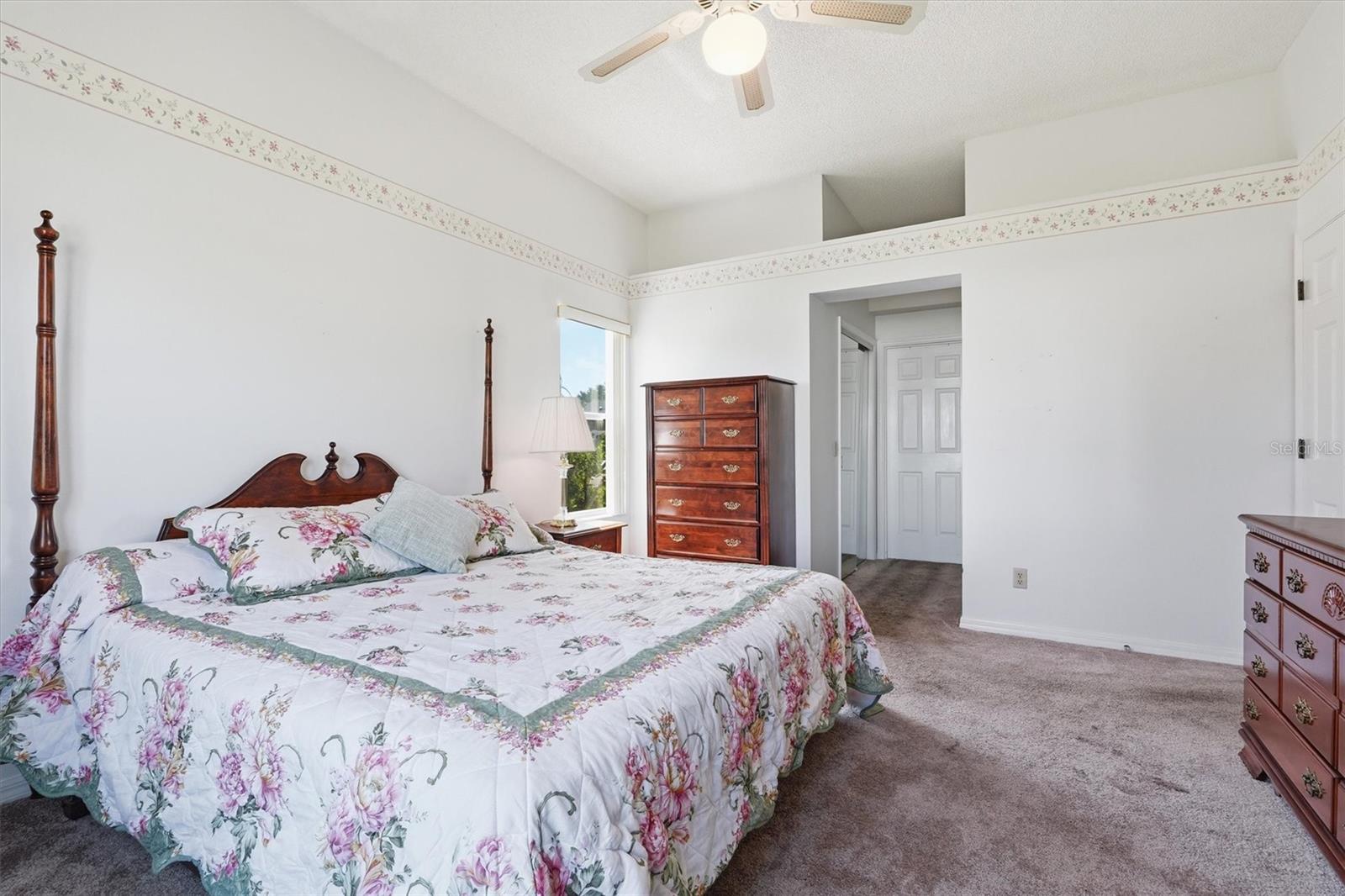 LADY LAKE ORANGE BLOSSOM GARDENS UNIT 14 - Residential