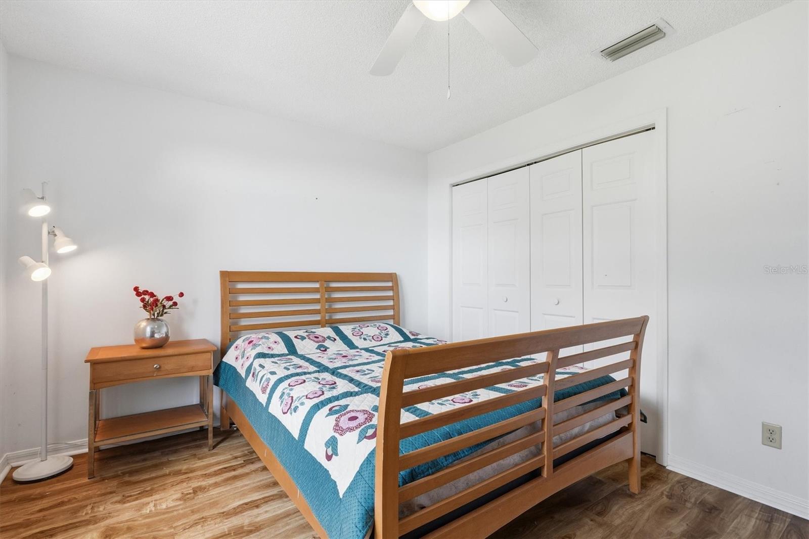 LADY LAKE ORANGE BLOSSOM GARDENS UNIT 14 - Residential