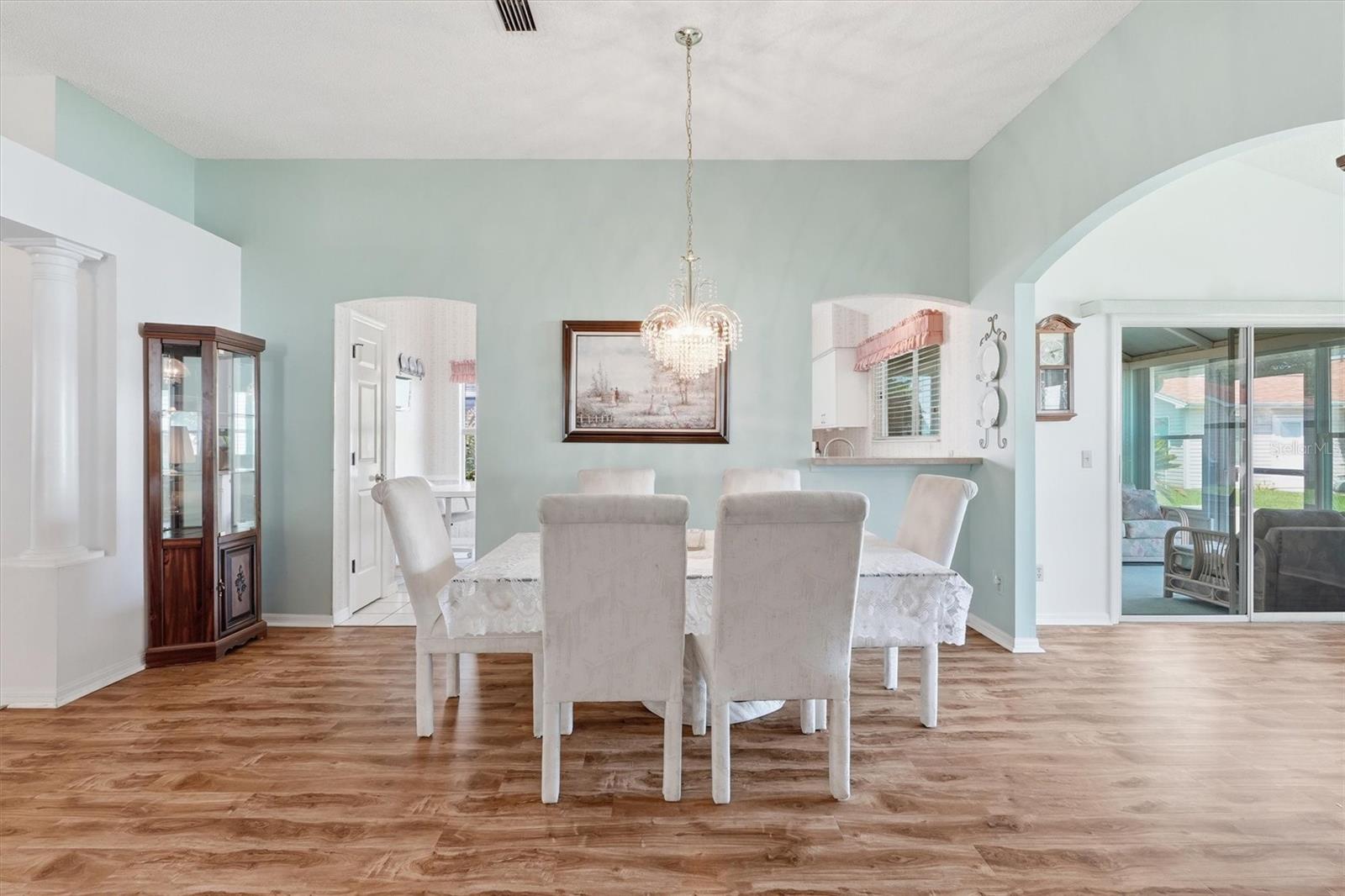 LADY LAKE ORANGE BLOSSOM GARDENS UNIT 14 - Residential