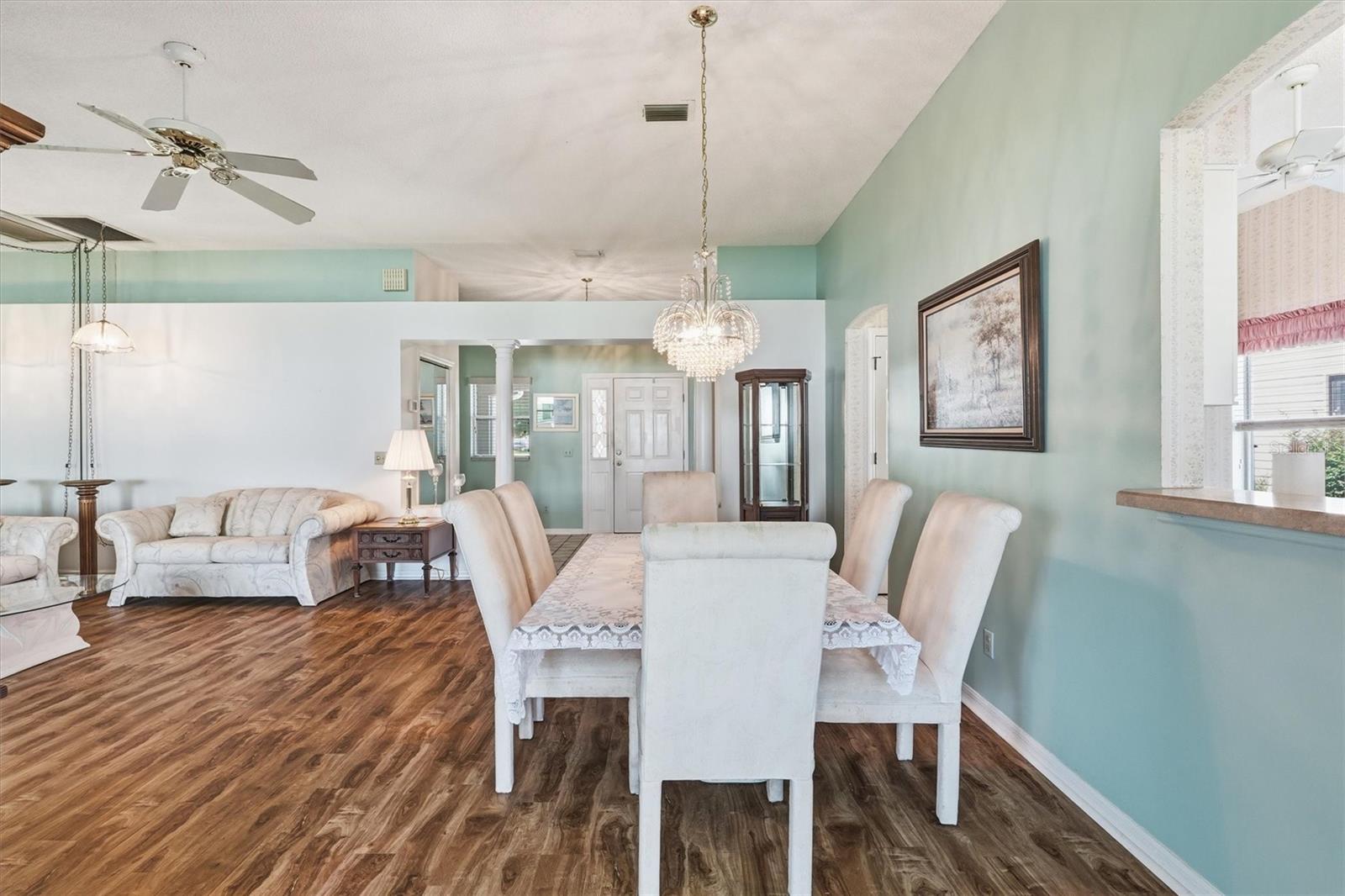 LADY LAKE ORANGE BLOSSOM GARDENS UNIT 14 - Residential