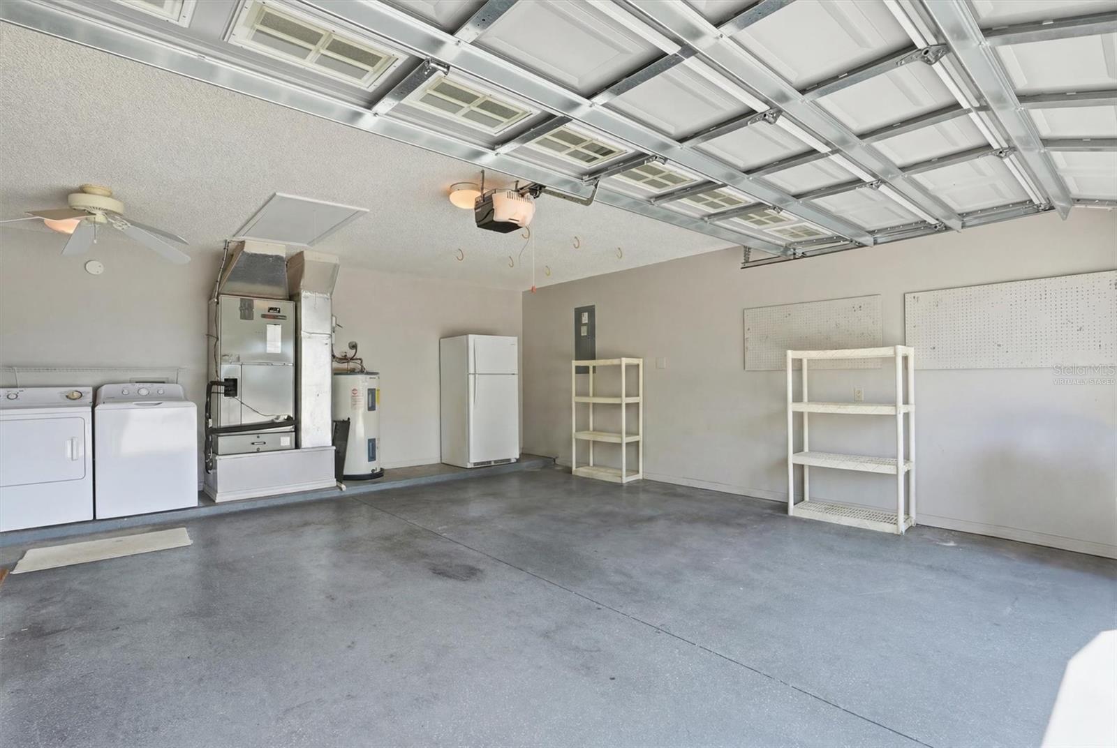 LADY LAKE ORANGE BLOSSOM GARDENS UNIT 14 - Residential