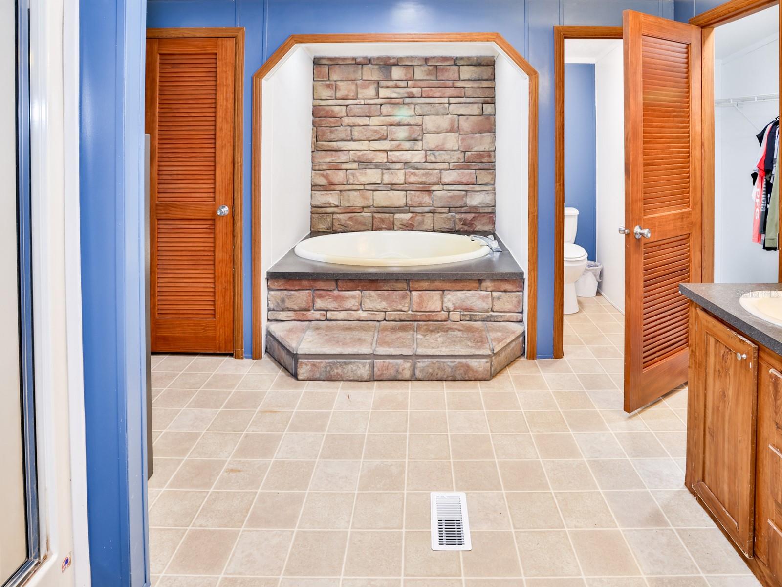 SADDLEWOOD ESTATES - Residential