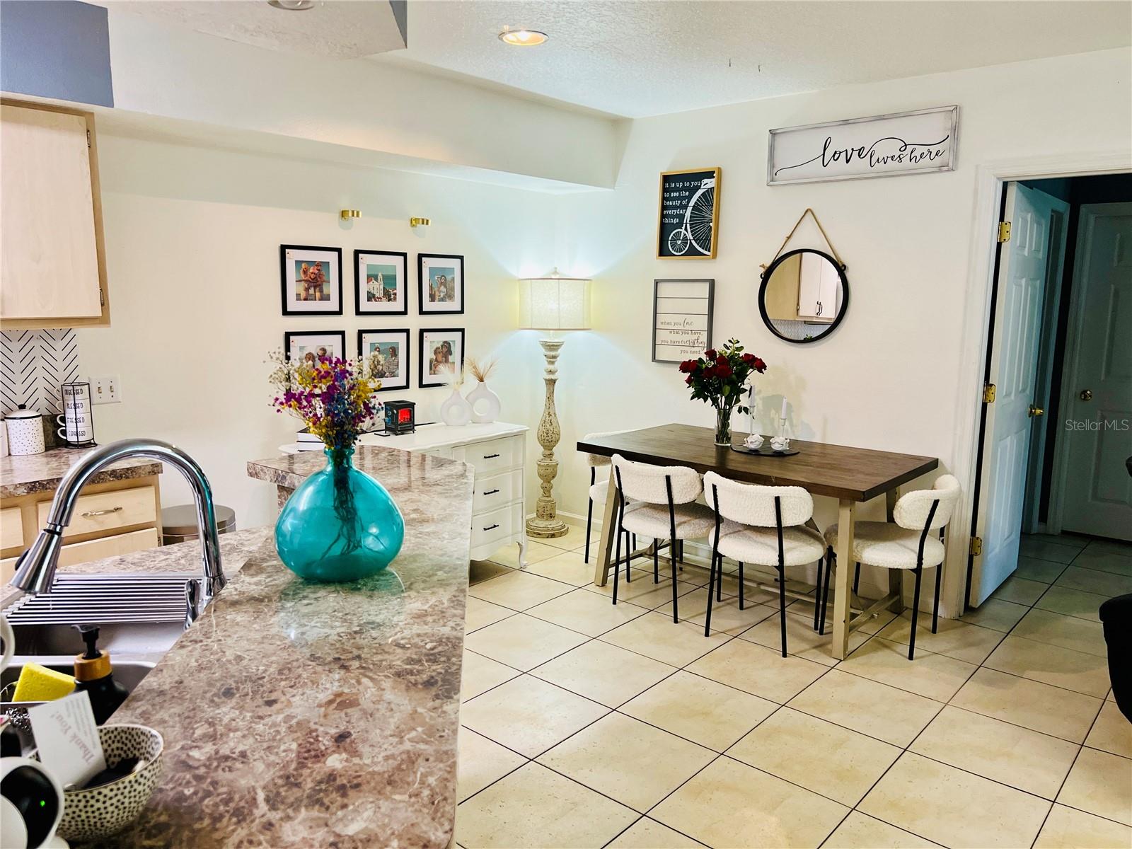 CREST AT WATERFORD LAKES CONDO - Residential