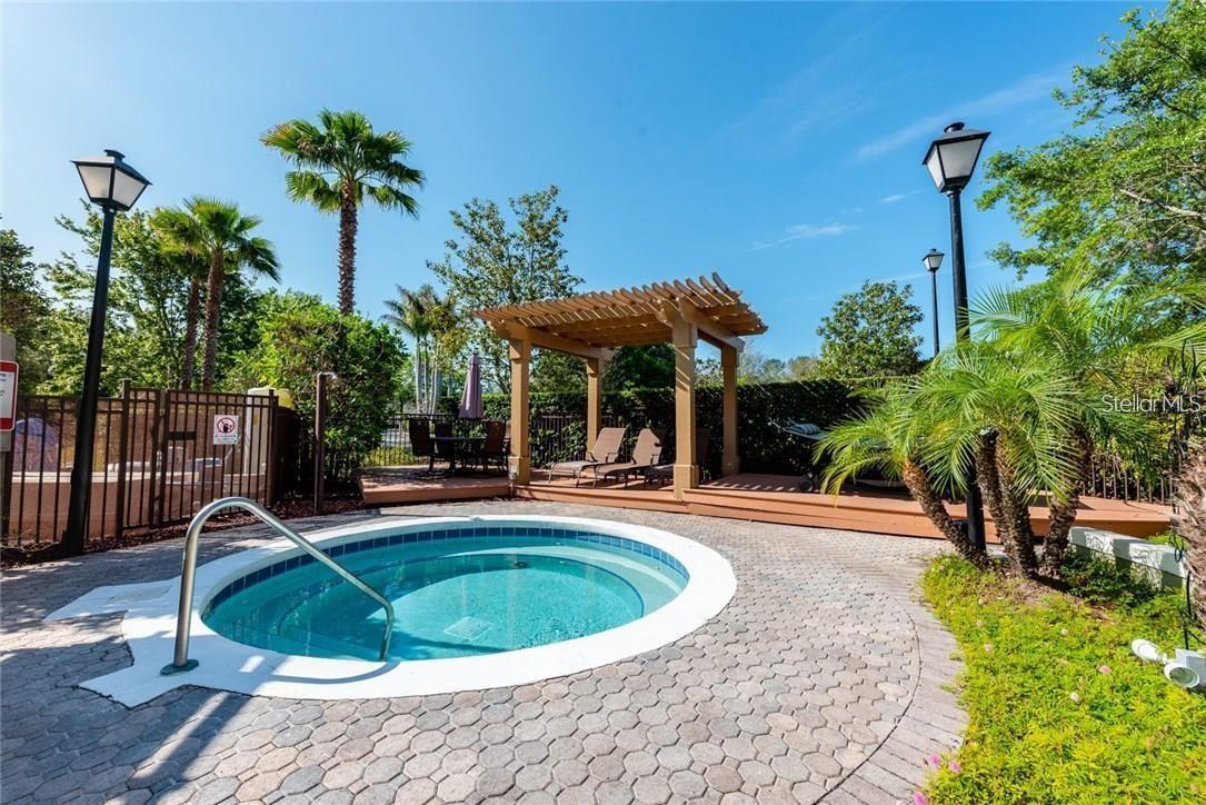 CREST AT WATERFORD LAKES CONDO - Residential